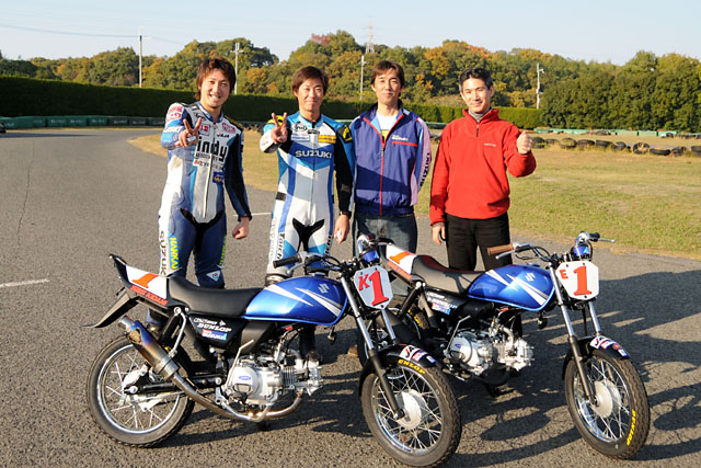 日曜日はSUZUKIのミニバイク、GS50のグランドチャンピオン戦(3時間耐久)が堺 